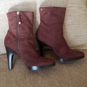 Isaac Mizrahi High Heel Boots